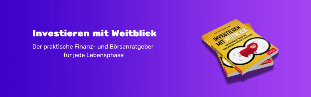 Stapel Bücher Investieren mit Weitblick